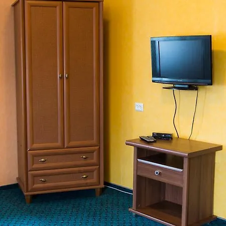 Runmis Hotel 2*